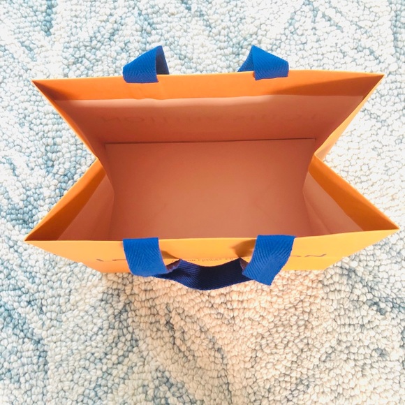Louis Vuitton Small paper bag (new packaging) - Picture 3 of 3